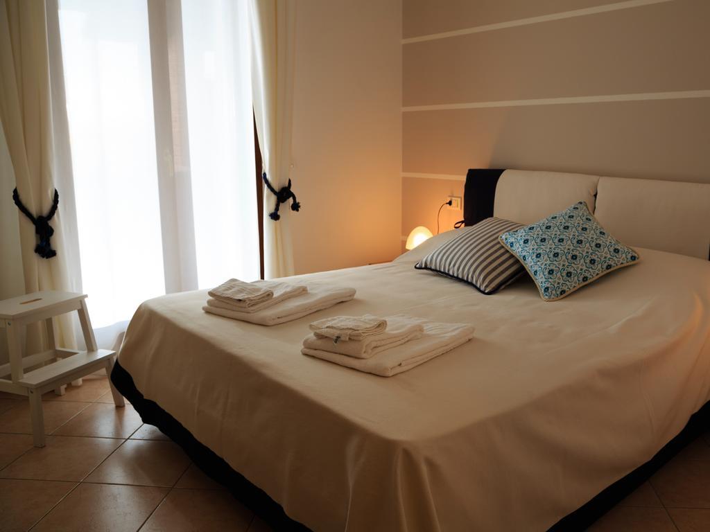 Bellasirmione Holiday Apartments Kamer foto